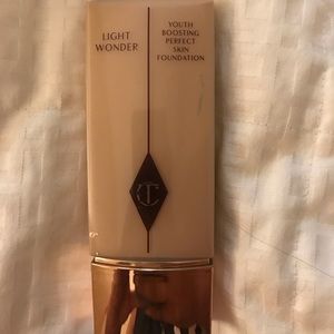 Light wonder charlotte tilbury in number 3
